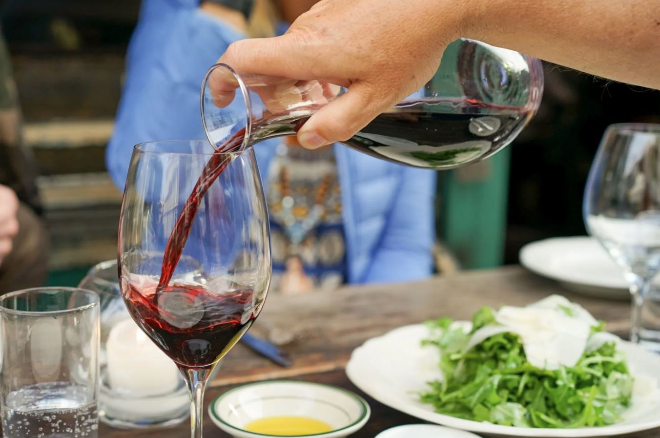 Understanding the Balance Between Flavor, Texture, and Emotion in the World of Wine Pairing